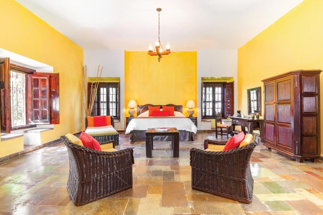 Hotel Racquet Κουερναβάκα Εξωτερικό φωτογραφία